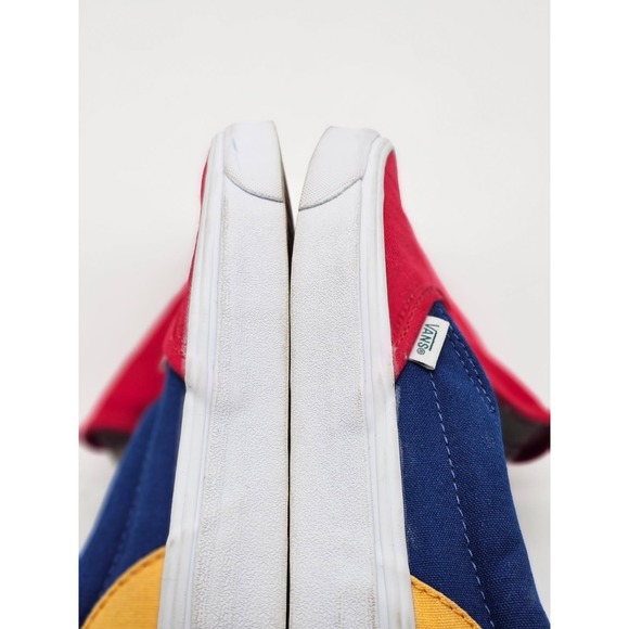 Vans CLASSIC SLIP ON YACHT CLUB RED BLUE YELLOW Men's Size 8/ Women Size 9.5 - Picture 9 of 10